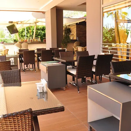 Lägenhetshotell Vega 4*